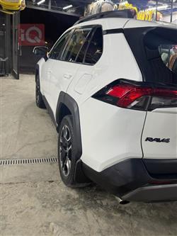 تويوتا راف 4